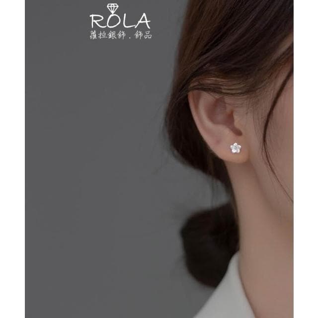 ROLA蘿拉銀飾.飾品 “現貨當天出”//一對價// 漂亮貝殼五花瓣花朵999足銀耳環耳針 防過敏 花朵`