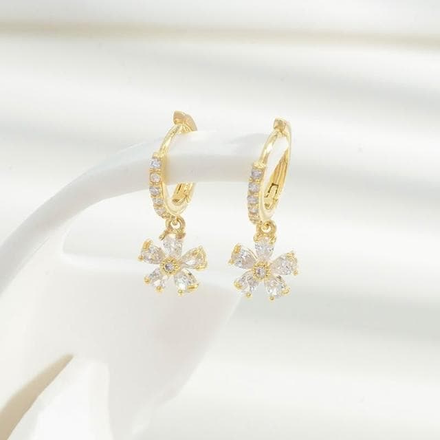 Miss Si【現貨速發】珍珠花瓣一卡三對套裝耳環 女 高級感輕奢華麗 疊搭混搭 耳飾品精緻學生通勤上班族耳扣耳釦 百搭