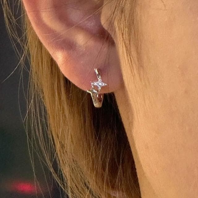 耳環四芒星星鑲鉆耳圈s銀針新款小眾設計感耳飾疊戴耳扣耳環女耳環耳釘耳飾女生耳環法式耳環流行百搭耳釘生日禮物貼耳耳環