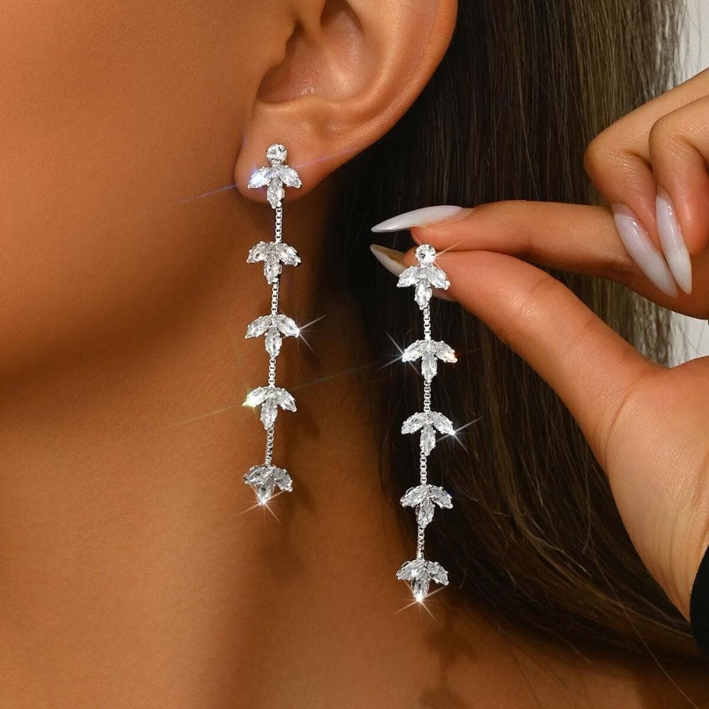 耳環一對高級感時尚锆石水晶耳環水鉆耳墜輕奢氣質女簡約長款耳環耳墜耳環耳釘耳飾女生耳環法式耳環流行百搭耳釘生日禮物貼耳耳環