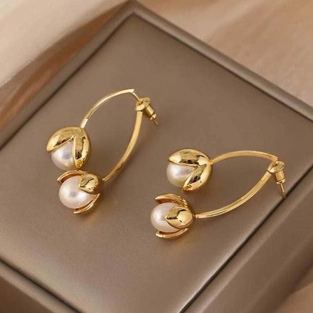 耳環女耳環ins簡約法式珍珠花朵交叉耳飾小眾設計花蕊氣質耳釘耳環耳環耳釘耳飾女生耳環法式耳環流行百搭耳釘生日禮物貼耳耳環
