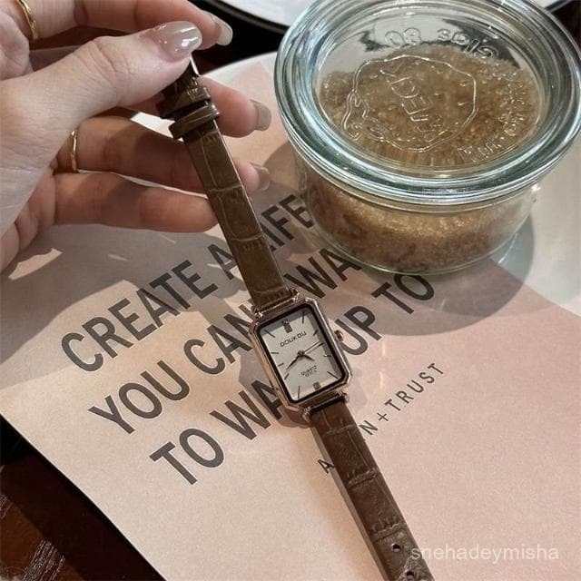 小李甄選  【1.1萬人收藏】手錶女複古方形簡約氣質小衆輕奢高級感學生皮帶精緻高顔值ins風