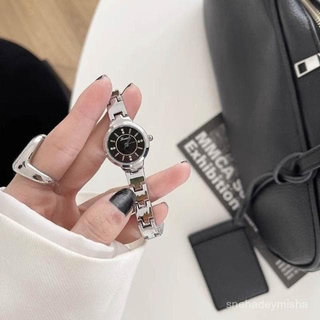 小李甄選  韓係手錶女款氣質顯白潮流精緻小衆高級感小錶盤鑲鑽輕奢石英錶