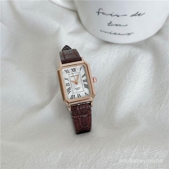 小李甄選  高級感小衆手錶女款學生港風氣質休閒女士皮帶設計輕奢複古羅馬錶
