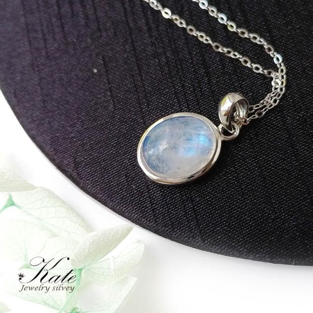 【KATE】銀飾 極簡橢圓天然月光石純銀項鍊 3A等級月光石 閃石系 六月生日石 鎖骨鍊 改變能量 戀愛石 生日禮物 情人禮物