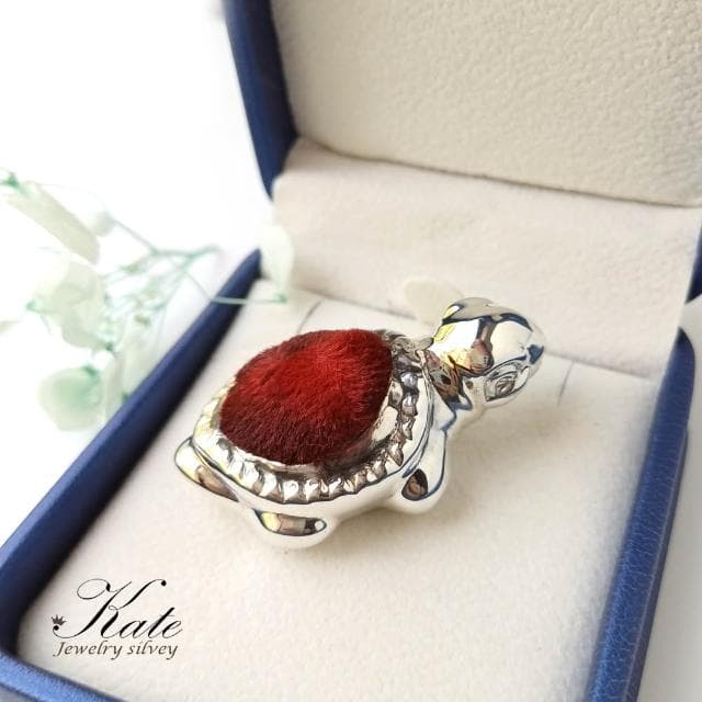 【KATE】銀飾 可愛小海龜紅絲絨針插純銀擺件 針包 針插包 海龜擺件 海洋系 繡娘最愛 生日禮物 情人禮物