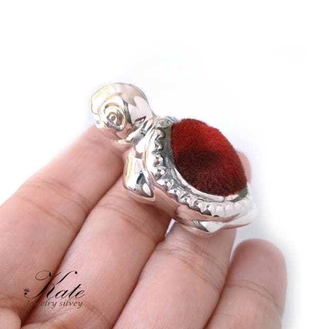 【KATE】銀飾 可愛小海龜紅絲絨針插純銀擺件 針包 針插包 海龜擺件 海洋系 繡娘最愛 生日禮物 情人禮物