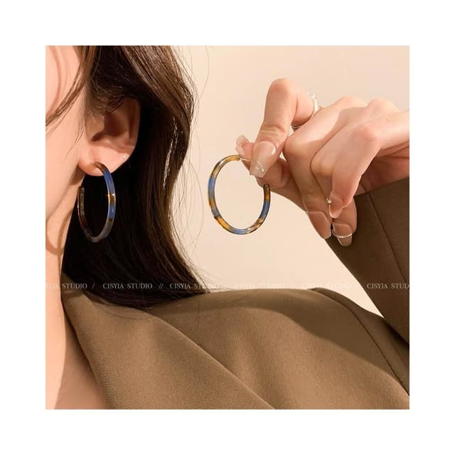 🎗飾間首飾鋪 素圈耳圈女新款高級感耳耳飾港風春天獨特彩色耳圈