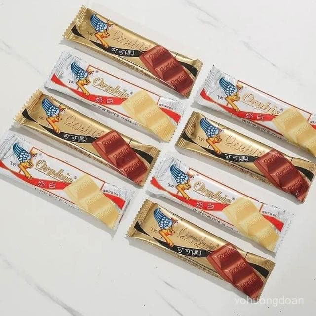 心心相印 【店鋪熱銷】飛的巧克力黑色白色巧克力老式零食休閒零嘴小包裝學生懷舊禮物