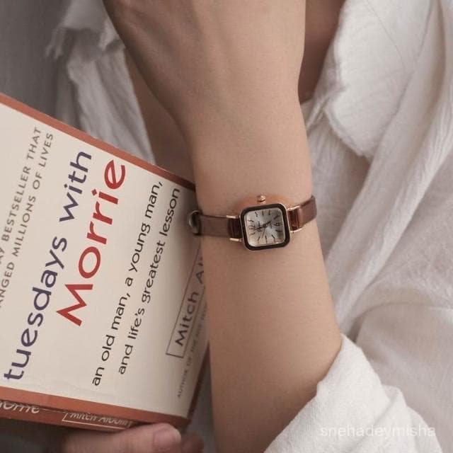 曉君精選 新款小方錶氣質簡約細帶高級女士手錶防水小金錶時尚輕奢爆款00