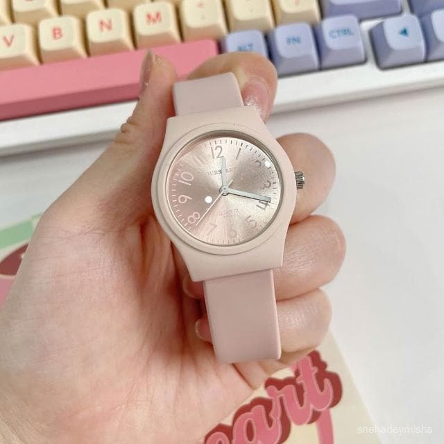 曉君精選 初中生手錶女款高中學生小衆原宿風高級感女生硅膠軟帶校園石英錶