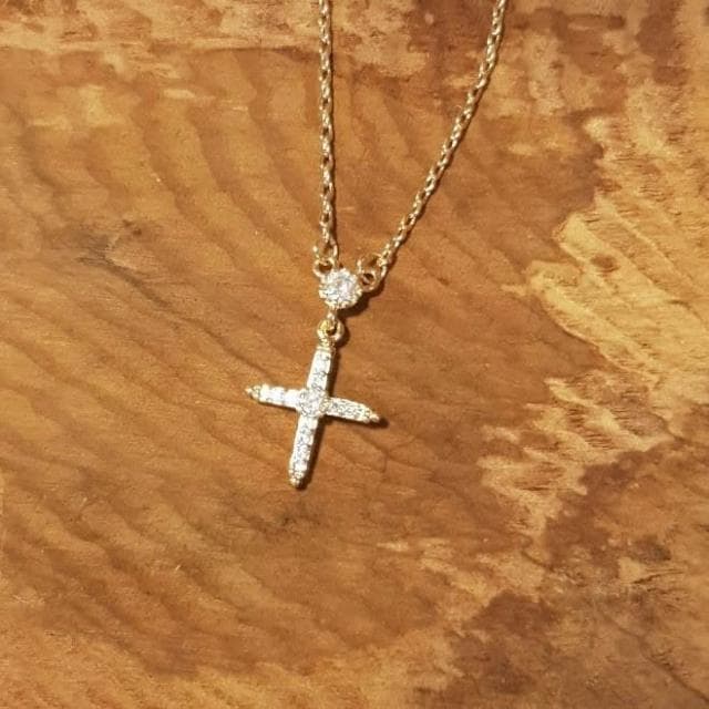 【18k金鋯石十字架項鍊】基督教 福音禮品 受洗禮物 生日 聖誕節 禮物 耶穌 搬家喬遷 聖經故事 恩典之約禮物店