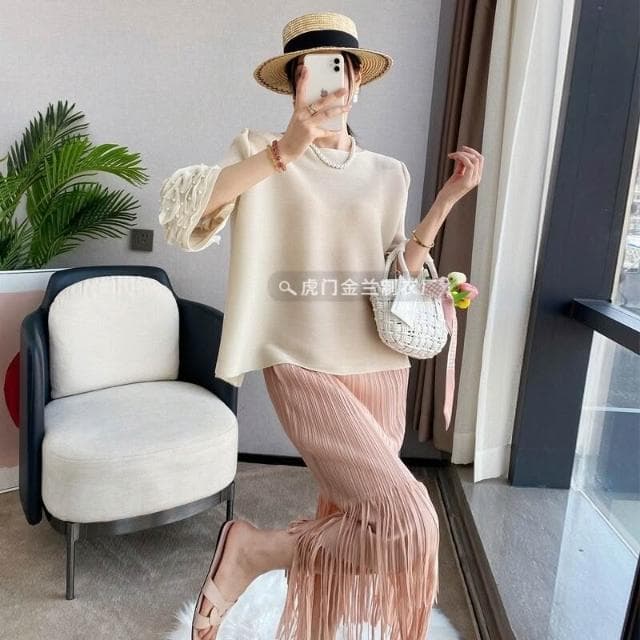 鑫奧精品  免運 三宅千影褶皺T恤釘珠喇叭袖純色通勤寬松上衣中年媽媽母親節禮物