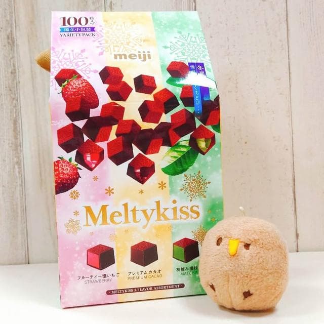 【Meiji 明治】Meltykiss 綜合三種類可可粒 406.6公克 (牛奶可可粒 草莓夾餡可可粒 抹茶夾餡可可粒)