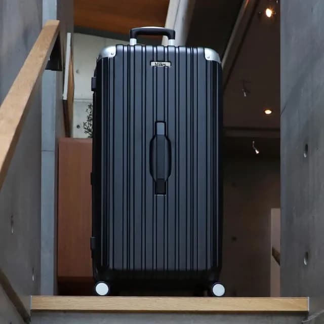 【Mr.Box】32吋大容量PC耐撞運動行李箱/胖胖箱拉鍊款/TSA海關鎖-兩色可選-雙11限定