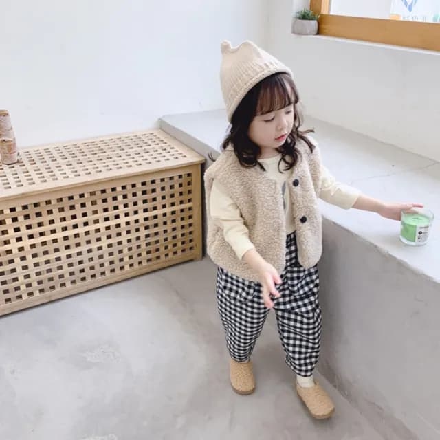 【橘魔法】小童 毛毛鋪棉厚背心 中性款 羊羔毛背心(心 女童 男童 童裝)