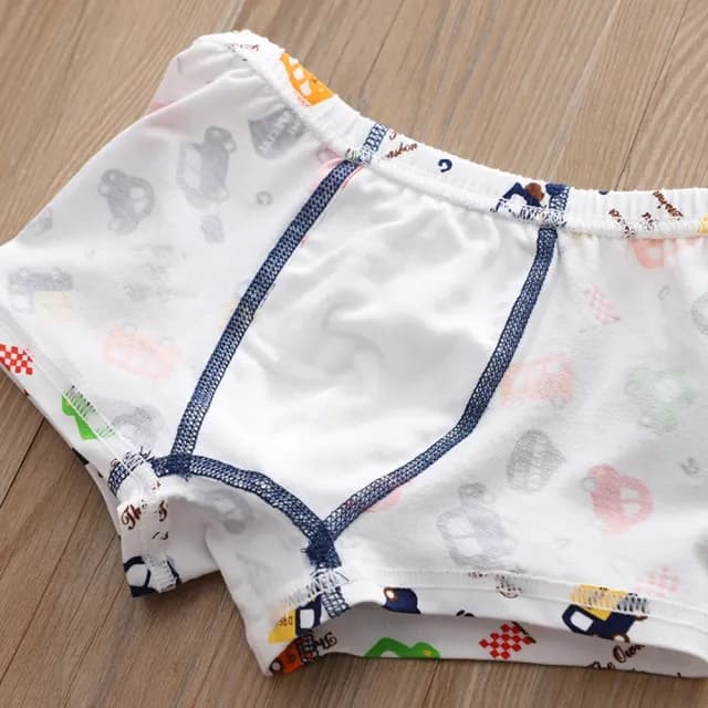 【橘魔法】(4入)大童 恐龍汽車棉質滿印四角內褲(平角內褲 內褲 居家 貼身 童裝 兒童 男童)