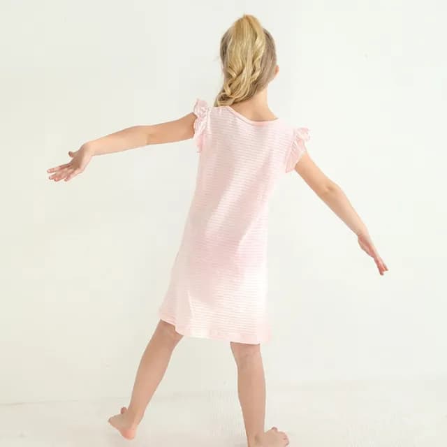 【橘魔法】美人魚 草莓 跳舞兔子條紋小飛袖連身裙(洋裝 連衣裙 大童 居家服 睡裙 睡衣 童裝 女童 兒童)