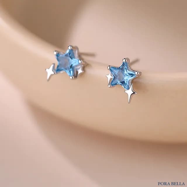 【Porabella】S925純銀 星星耳釘|淺藍星星 星芒耳針 鑲晶 告白生日情人節禮物推薦 earrings