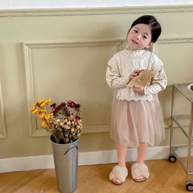 【橘魔法】鄉村風側綁蝴蝶結短版針織背心(毛衣 針織 外搭 背心 兒童 童裝 女童)