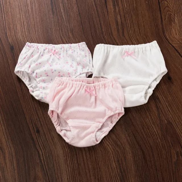 【橘魔法】(3件一組)愛心緹花網眼棉質純棉三角內褲(屁屁褲 居家 內褲 內著 女童 大童 童裝 兒童)