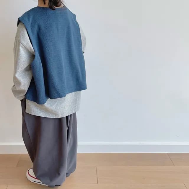 【橘魔法】波紋寬版針織背心(毛衣 針織 外搭 大童 兒童 童裝 中性款 男童 女童)