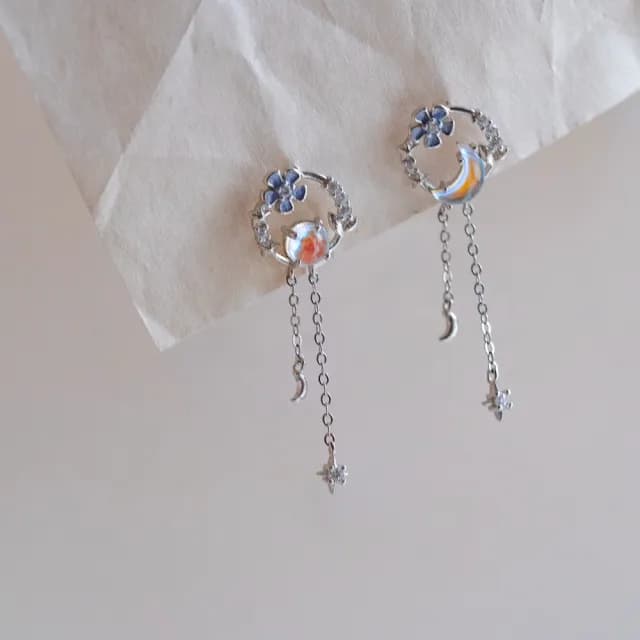 【Porabella】925純銀 月光石耳釘|花朵 月亮 流蘇設計 穿洞式耳飾| 穩定情緒 戀人之石不對襯耳環
