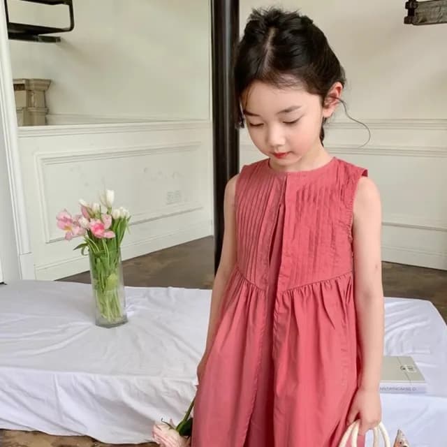 【橘魔法】素雅摺線傘擺洋裝(連身裙 連身洋裝 裙子 女童 中童 兒童 童裝)