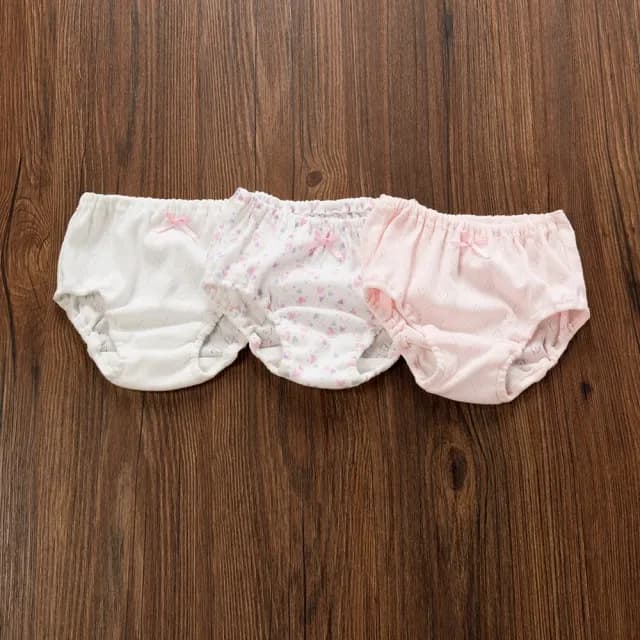 【橘魔法】(3件一組)愛心緹花網眼棉質純棉三角內褲(屁屁褲 居家 內褲 內著 女童 大童 童裝 兒童)