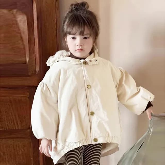 【橘魔法】米色羊糕絨工裝外套(前短後長 加厚 風衣 厚外套 夾克 保暖 寒流 中性款 女童 男童 兒童 童裝)