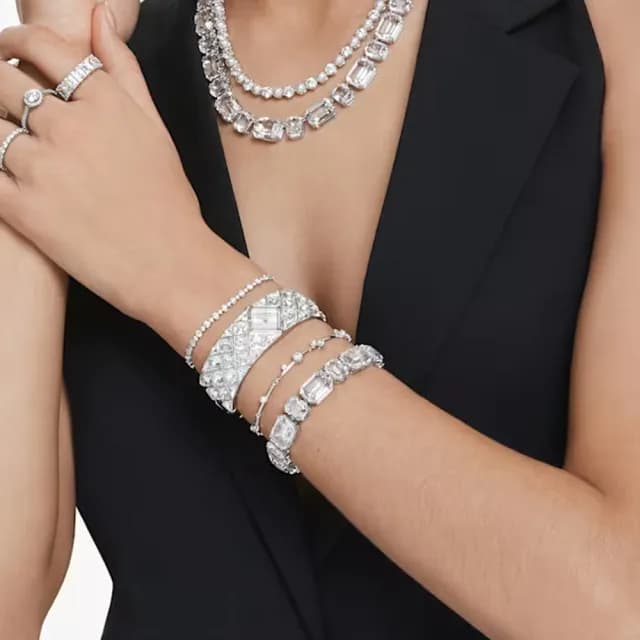 【SWAROVSKI 施華洛世奇】Curiosa Bangle 奢華水晶手鐲腕錶-21mm 情人節 送禮首選(5724515)