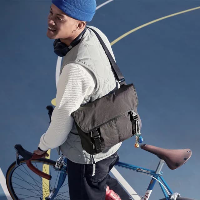 【Bellroy】隨身斜背包12L 旅行包 側背包 筆電包 禮物 送禮 推薦(炭灰色)