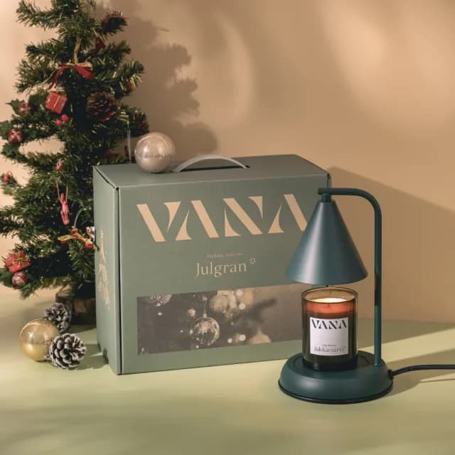 【VANA】Lagom no.24 金屬款香氛暖燈禮盒(森林綠-活力清香調)