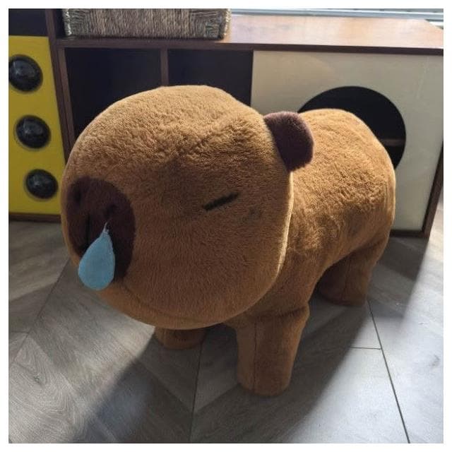 卡皮巴拉溜溜凳呆萌動物造型板凳帶輪子兒童毛絨坐墩搞怪生日禮物