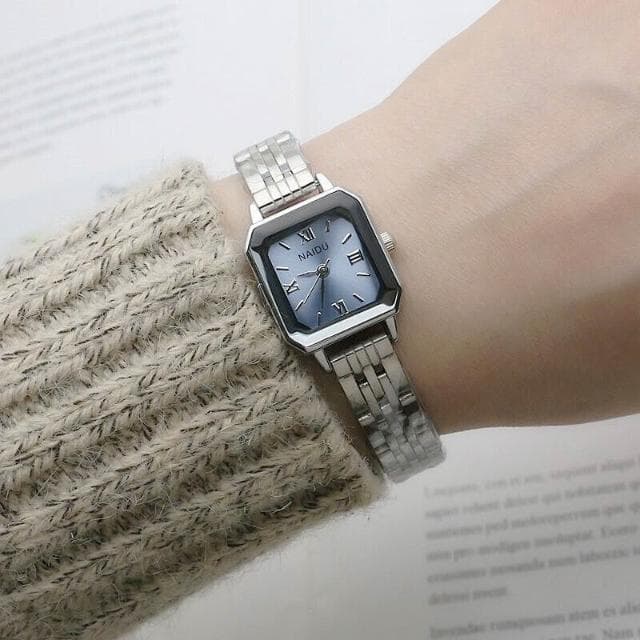 手錶女輕奢高級感精工錶女款學生簡約石英錶氣質小眾女用手錶小巧精緻女士瑞士錶高顏值精品金屬女錶國高中生鋼帶光動能腕錶
