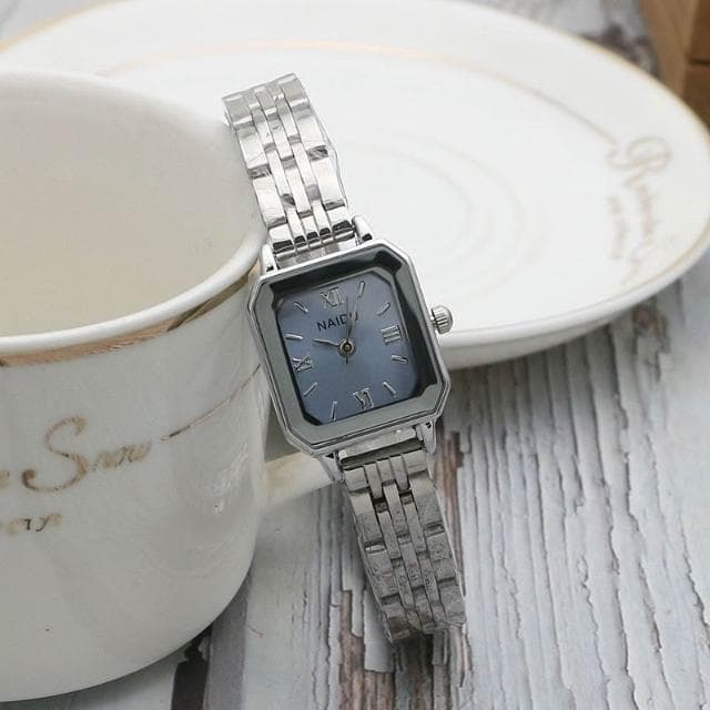 手錶女輕奢高級感精工錶女款學生簡約石英錶氣質小眾女用手錶小巧精緻女士瑞士錶高顏值精品金屬女錶國高中生鋼帶光動能腕錶