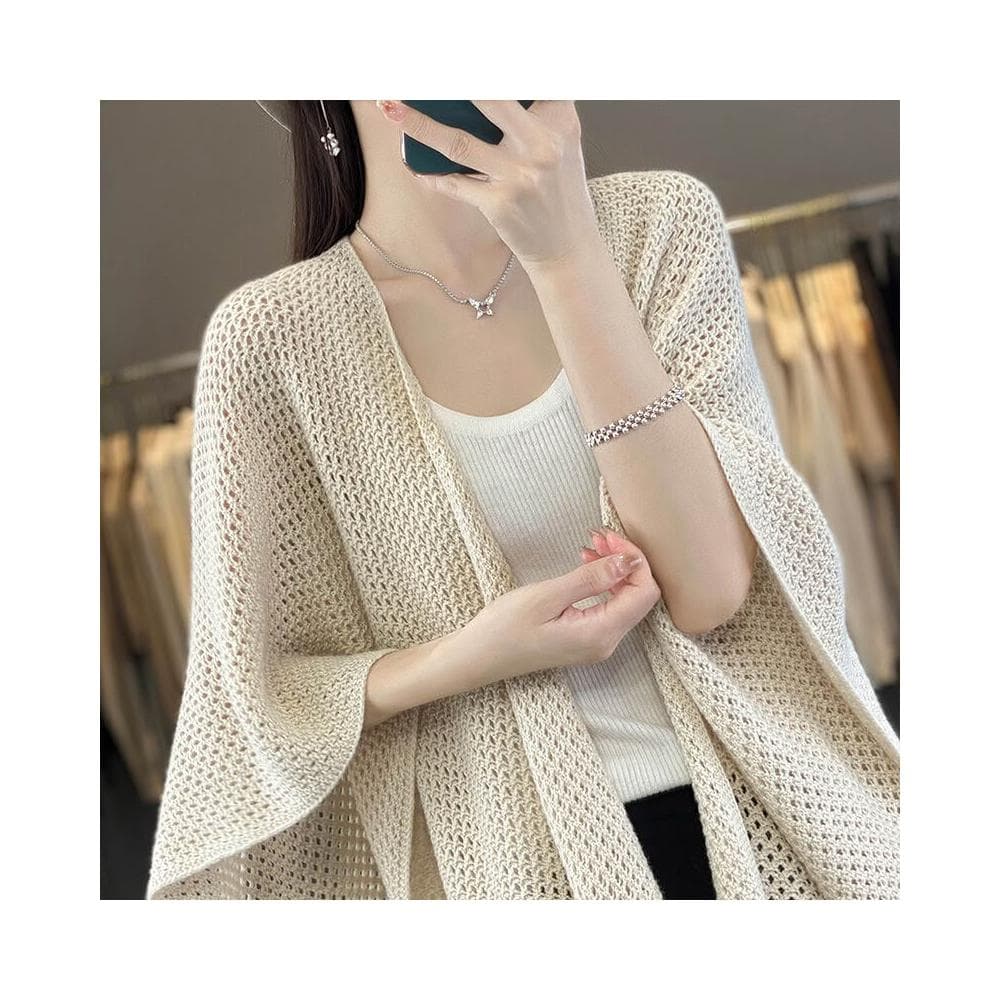 好夢想精品館  羊毛披肩鬥篷女秋冬新款護肩頸镂空圍巾潮空調房針織披肩