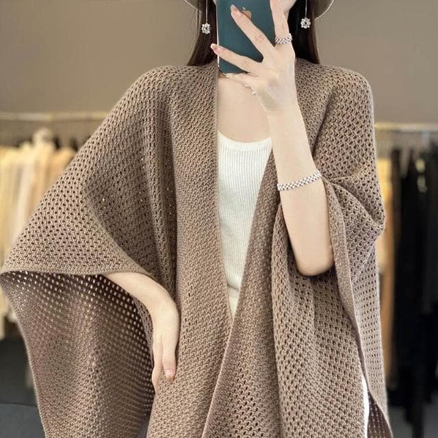 好夢想精品館  羊毛披肩鬥篷女秋冬新款護肩頸镂空圍巾潮空調房針織披肩