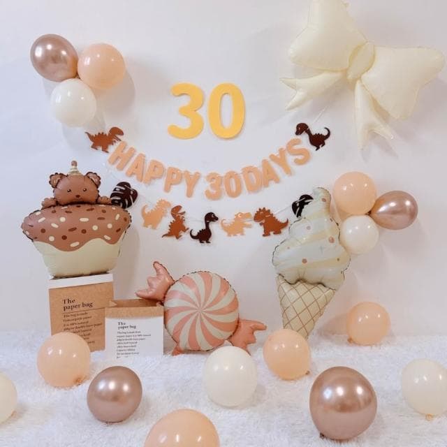 PARTY FUN(快速到貨) 小熊蛋糕30天套組 (彌月 滿月佈置 寶寶滿月 彌月禮  百日宴 百日宴佈置  100天紀念  嬰兒彌月  30 天  滿月寶寶)