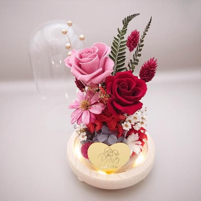 KIRA與花花藝 炙熱的紅 · 永生花LED玻璃罩夜燈/生日禮物/情人節禮物/送禮/永生花/開幕/母親節幕 喬遷)