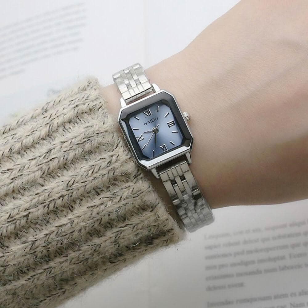 手錶女輕奢高級感精工錶女款學生簡約石英錶氣質小眾女用手錶小巧精緻女士瑞士錶高顏值精品金屬女錶國高中生鋼帶光動能腕錶