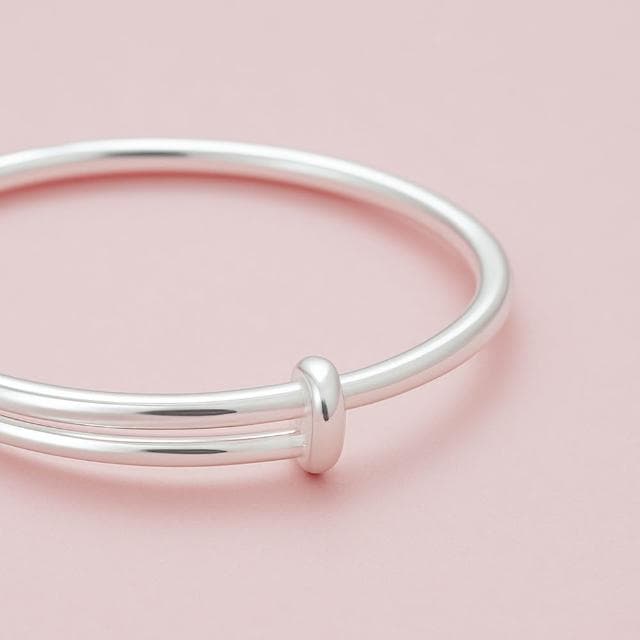 【珠兒綠】999純銀手環手鐲 兒童亮面素面 可調整大小 新年禮物 純銀手鐲 手鍊 兒童2-12歲 開運 附禮盒禮袋 交換禮物