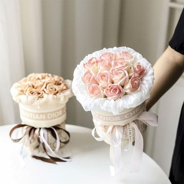 小香風 玫瑰花束 告白 捧花 浪漫七夕 母親節 畢業花束 情人節禮物 教師節 婦女節 香皂花 高質感花束