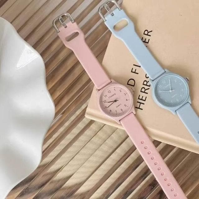 兒童手錶小學生靜音考試電子錶國高中小巧多功能手錶男女孩簡約防水運動手錶青少年男生防摔錶女童生日禮物小朋友高顏值石英錶