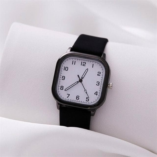 手錶男簡約氣質精緻石英錶防水男生機械錶送男朋友輕奢小眾高級感精工錶男士爸爸商務風瑞士錶高顏值精品手錶國高中生簡約學生手錶