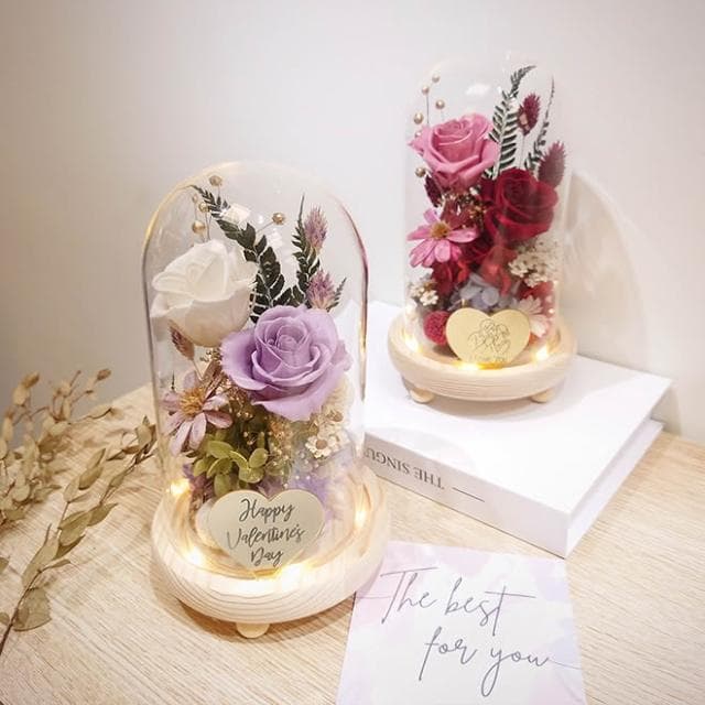 KIRA與花花藝 炙熱的紅 · 永生花LED玻璃罩夜燈/生日禮物/情人節禮物/送禮/永生花/開幕/母親節幕 喬遷)