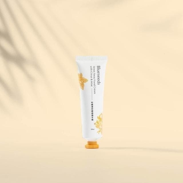 【Blueseeds 芙彤園】植萃精油香氛護手霜 30ml(1入) (多款任選) (金銀花/玫瑰天竺葵/柑橘/橙花)|保濕 潤澤|婚禮小物 交換禮物