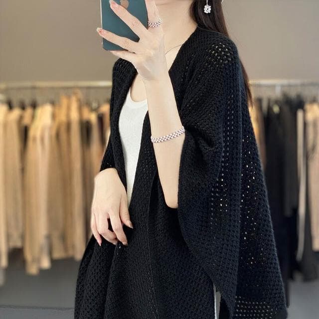 好夢想精品館  羊毛披肩鬥篷女秋冬新款護肩頸镂空圍巾潮空調房針織披肩